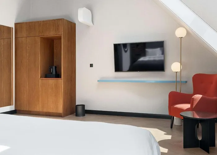 Radisson Red Gdansk, Wyspa Spichrzow 4* 格但斯克