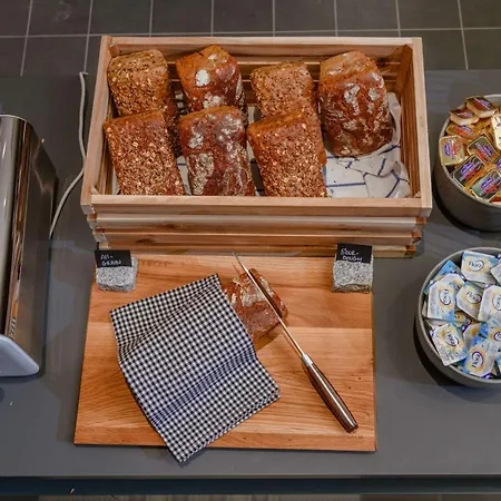 Radisson Red Gdansk, Wyspa Spichrzow Gdańsk