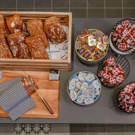 Radisson Red Gdansk, Wyspa Spichrzow Aparthotel