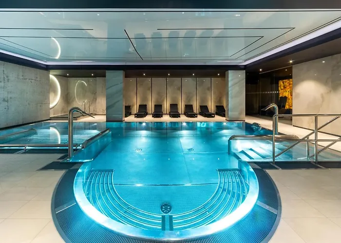 Radisson Red Gdansk, Wyspa Spichrzow Aparthotel 4*