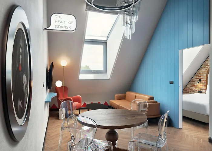 Radisson Red Gdansk, Wyspa Spichrzow Aparthotel 4*