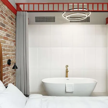 Апарт-отель Radisson Red Gdansk, Wyspa Spichrzow 4*