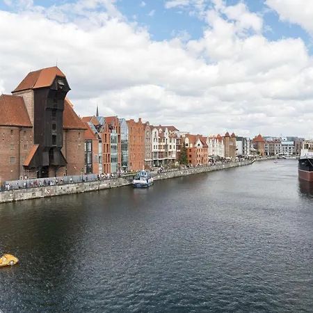 Апарт-отель Radisson Red Gdansk, Wyspa Spichrzow 4*