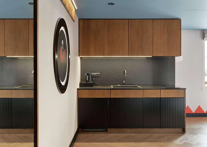 Ξενοδοχείο με διαμερίσματα Radisson Red Gdansk, Wyspa Spichrzow 4*